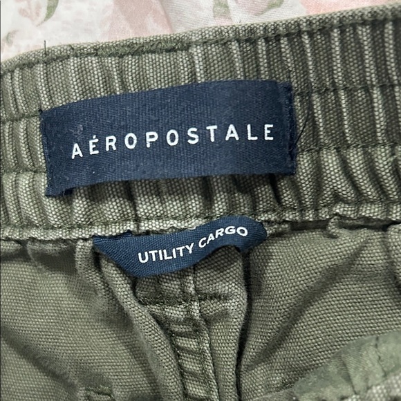 Aeropostale Olive Green Cargo Pants - Picture 3 of 5